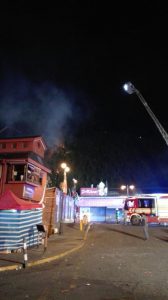 Incendio afectó a Mercado Angelmó de #PuertoMontt