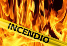 Incendio destruyó completamente una vivienda en Puerto Montt.