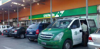 Delincuentes asaltan farmacia Cruz Verde en Puerto Montt