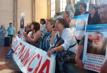 Laicos efectúan ocupación pacífica en interior de Catedral de Osorno