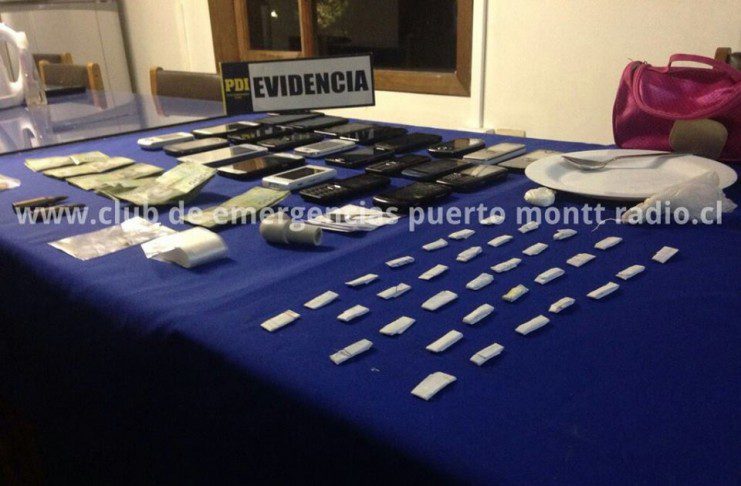 PDI allana 5 viviendas en Llanquihue y Puerto Varas e incautó droga y armamento.