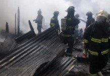 Cuatro damnificados en violento incendio en Campamento Buscando Futuro Mejor 3