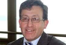 Alcalde de Puerto Montt preocupado por efectos que tendrá empleos tras muertes de salmones