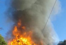 Ardió violentamente Iglesia Parroquial de Administración Rupanco.