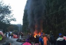 Pescadores de Bahía Mansa cortan ruta U-400