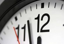 Gobierno aplaza el cambio de hora en una semana: Inicialmente coincidía con el plebiscito