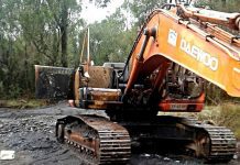 No descartan participación de terceros en incendio de retroexcavadora en Cancura