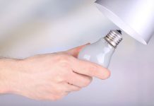 Llaman a no comprar ampolletas chinas sin sello SEC