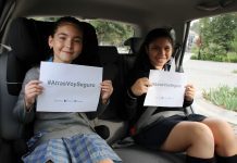 Niños hasta los 12 años deberán ir en asiento trasero de vehículos
