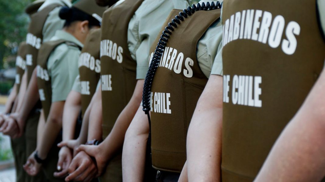 1484585570-auno742438-1