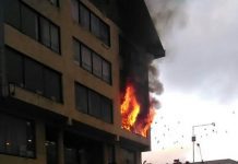 Incendio destruyó por completo estudios de Radio Reloncaví en #PuertoMontt