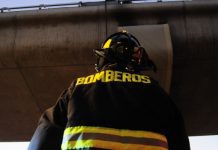 Destituyen a Bomberos de Coronel que cobraron 56 millones por apagar incendio