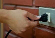 Bancada DC pone freno a las intenciones oficialistas de impulsar creación de una empresa estatal de electricidad