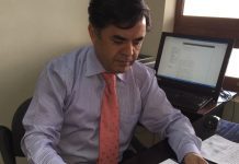 Abogado Velásquez acusa a Diputado Espinoza de presentación de documentos falsos para subsidio