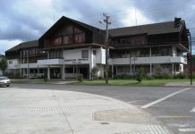 Especialistas supervisan dependencias de #GobernaciónChiloé por fuga de gas