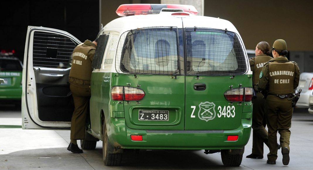 Carabineros trasladan a Cisarro al Sename