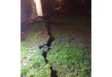 Seis familias de #PuertoVaras serán evacuadas por peligro de derrumbe