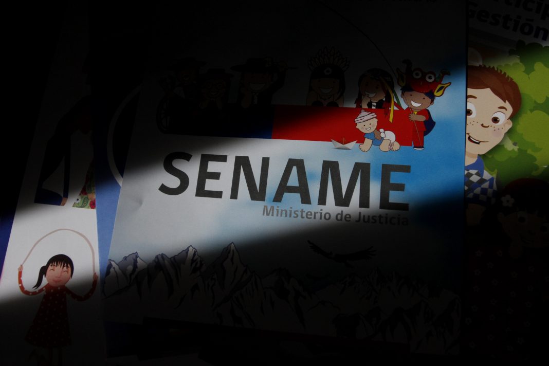 Denuncian caso de muerte de adolescente en residencia del Sename.