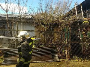 Dos viviendas resultaron dañadas en incendio ocurrido en Rahue Alto Osorno