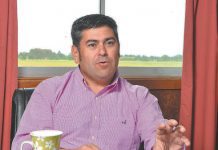 Evópoli bajó candidatura a diputado de Horacio Carrasco por distrito 25