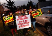 Simpatizantes de condenados en Punta Peuco marcharon en rechazo a cierre del penal