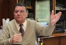 Senador Quinteros advirtió lentitud en trámite de proyecto de fortalecimiento de las regiones.