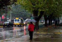 Chubascos débiles continuarán hasta mañana en la región y el domingo cesan precipitaciones