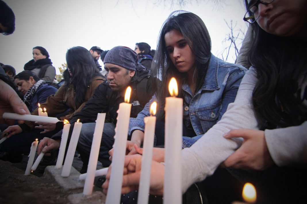 CONCEPCION: Realizan velaton por joven mujer descuartizada en Melipilla.