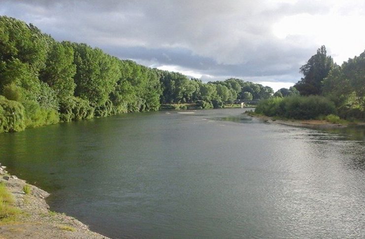 Con ayuda de un dron encuentran sin vida a hombre en el Río Rahue