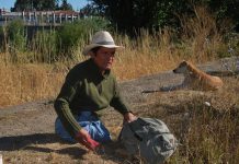 Osorno: hombre que dormía en alcantarilla afirmó »es muy poca la pensión por eso debo salir a la calle»