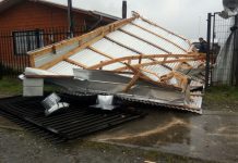 Alerce: Municipio contrata a equipo de expertos maestros para reparación de viviendas afectadas por mini tornado