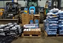Aduana incauta contrabando de ropa deportiva y más de 580 kilos de comida para perro