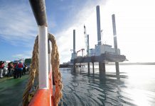 Ministro de Obras Publicas inspeccionó construcción del Puente sobre el canal de Chacao