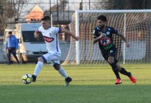 Pobre empate en Melipilla mantiene en vilo continuidad de DT de Deportes Puerto Montt