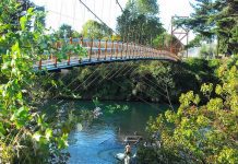 Municipio de Osorno y MOP comprometen mejoras en pasarela de Cancura