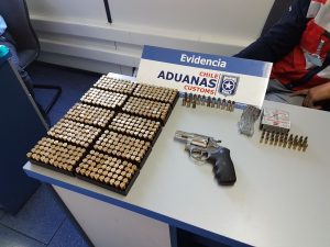 Más de 10 mil productos falsificados y 8 kilos de droga decomisó Aduanas en el primer semestre en la zona sur