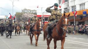 Las imágenes que dejó el desfile civico-militar en Osorno