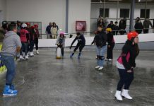 Municipio de Osorno aseguró que la pista de patinaje sobre hielo estaría en funcionamiento antes de fin de año