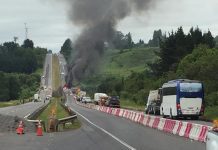 MOP: Puente donde ocurrió choque frontal de camiones estaba en reparación