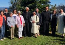 Enviado papal a la Arquidiócesis de Puerto Montt mantiene reuniones con clero y fieles