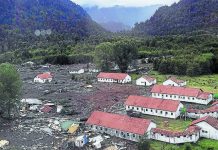 Autoridades evaluaron propuesta de reubicar a los vecinos de Villa Santa Lucía