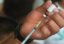 Minsal llama a vacunarse a personas nacidas entre 1995 y 1999 por brote de sarampión