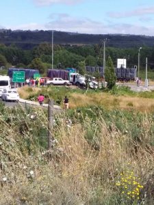 Dos accidentes de tránsito en Castro y Quellón dejaron a 7 personas lesionadas