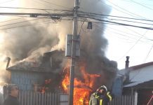Una persona muerta y una destruida dejó un incendio en Puerto Montt