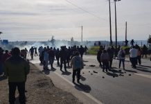 Vecinos de Chonchi deponen manifestación tras cierre de vertedero industrial en Dicham
