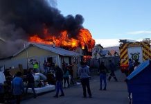 Cinco viviendas destruidas y 24 personas damnificadas dejó incendio en Quellón