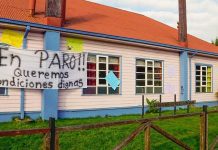 Escuela Arturo Alessandri de Frutillar se mantiene en paro