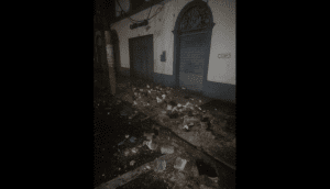 Heridos, viviendas colapsadas y carreteras bloqueadas: Las consecuencias del fuerte sismo que afectó a Perú y Colombia