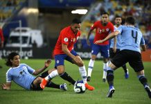 Chile cayó ante Uruguay y espera a Colombia en los cuartos de final