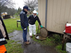 Seremi de Salud constató rebalsamiento de aguas servidas en el sector de Pilmaiquén
